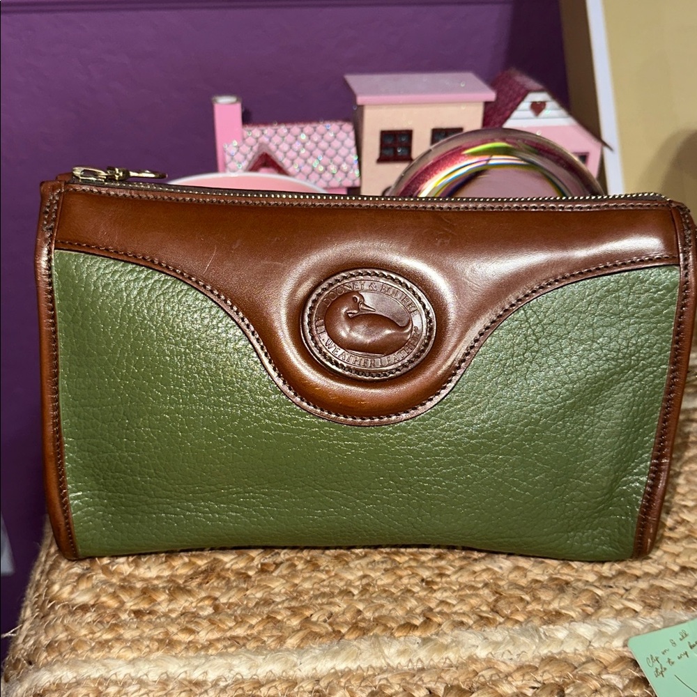 Dooney & Bourke Green and Tan Leather Crossbody Bag - Picture 14 of 15